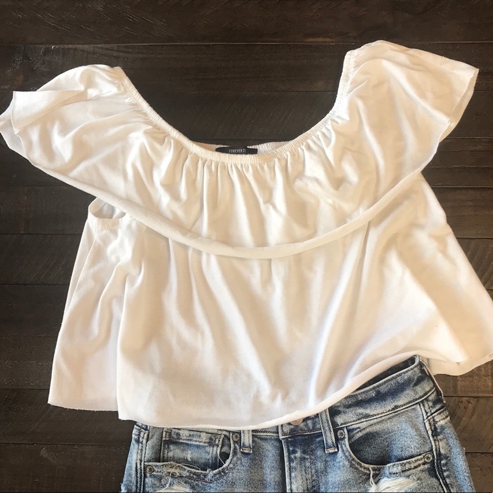 WHITE CROP OFF THE SHOULDER TOP